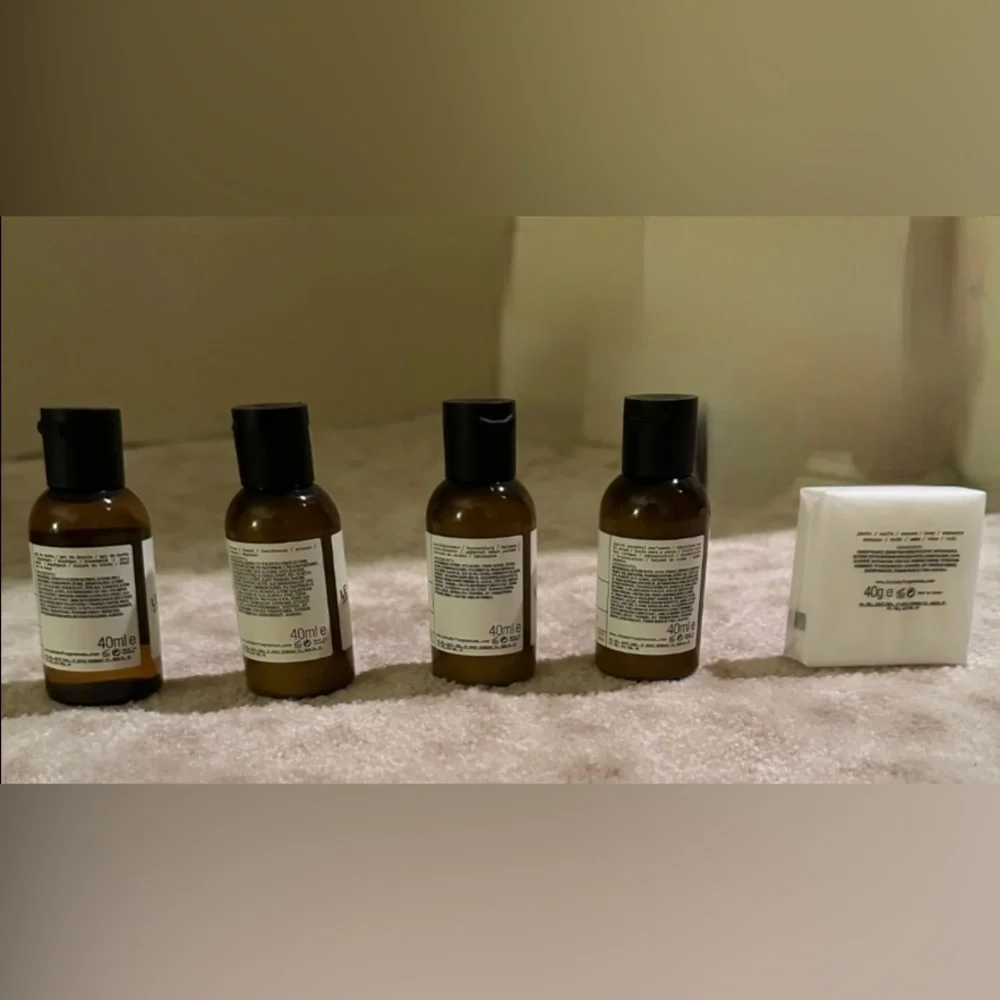 - 5 piece le labo santal33 set
